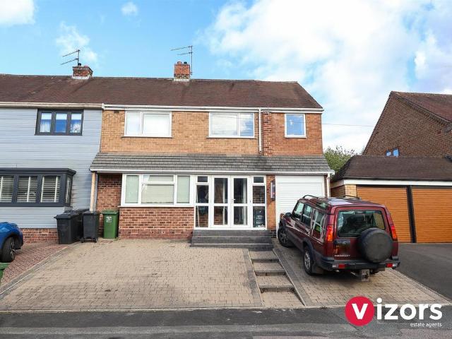 4 bedroom semi detached house for sale