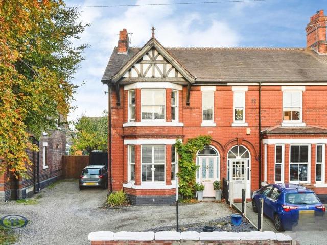 4 bedroom semi detached house for sale