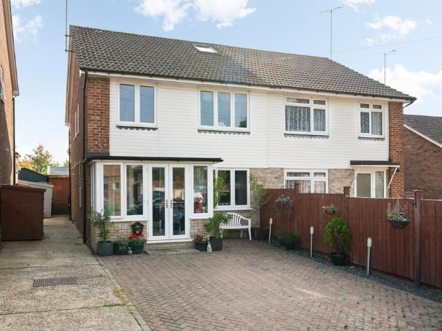4 bedroom semi detached house for sale