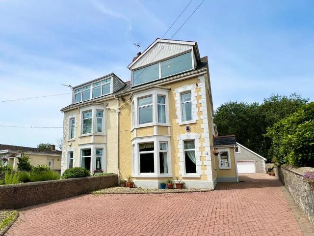4 bedroom semi detached house for sale