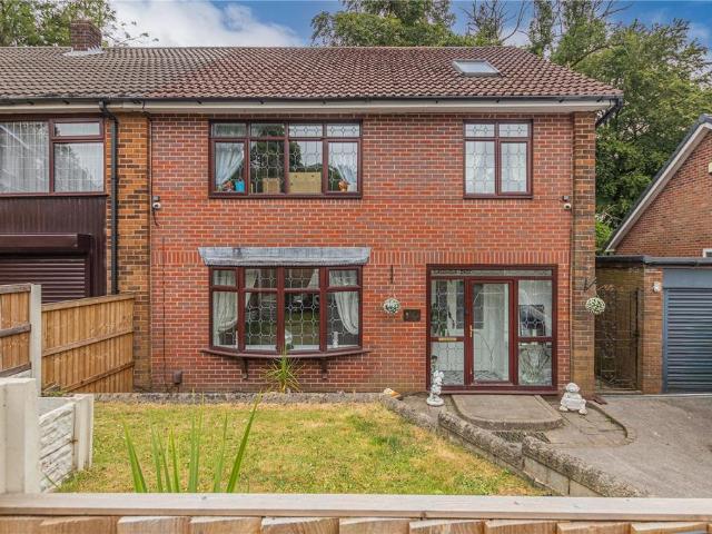 4 bedroom semi detached house for sale