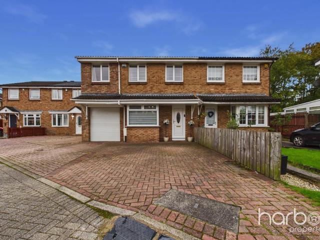 4 bedroom semi detached house for sale