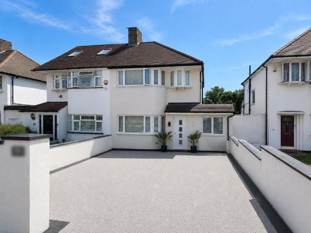 4 bedroom semi detached house for sale