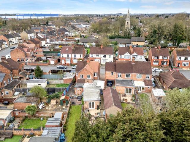 4 bedroom semi detached house for sale
