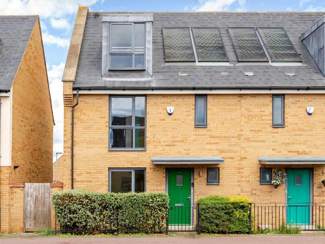 4 bedroom semi detached house for sale
