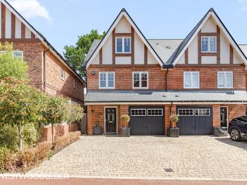 4 bedroom semi detached house for sale