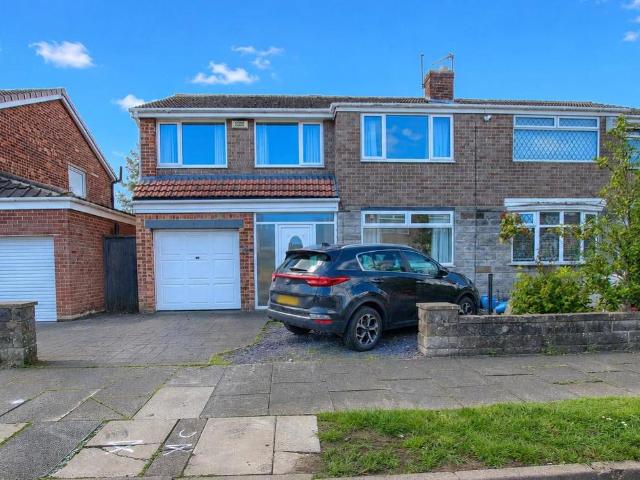 4 bedroom semi detached house for sale