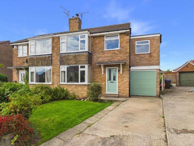 4 bedroom semi detached house for sale