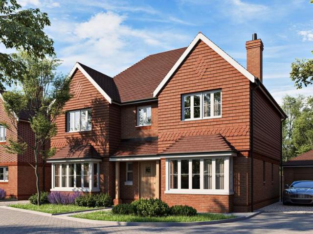 4 bedroom detached house for sale