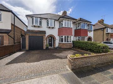 House for sale in Old Malden - Garden, Parking