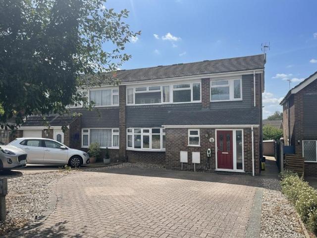 4 bedroom semi detached house for sale
