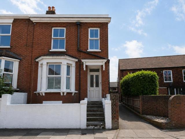 4 bedroom semi detached house for sale