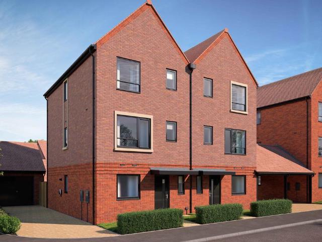 4 bedroom semi detached house for sale