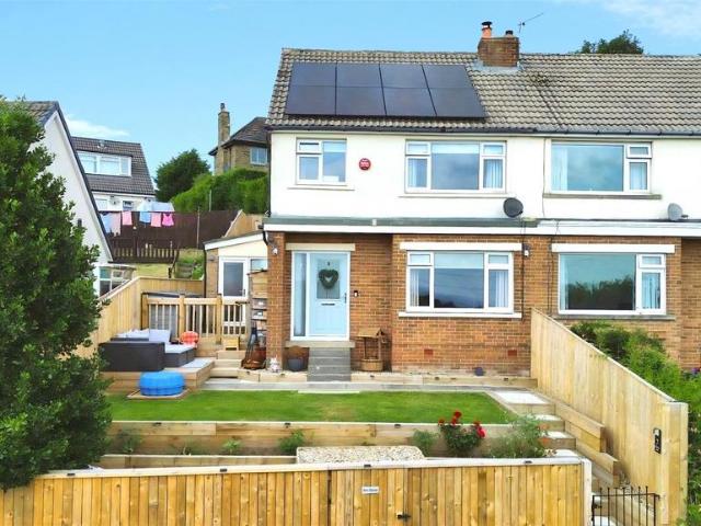 4 bedroom semi detached house for sale