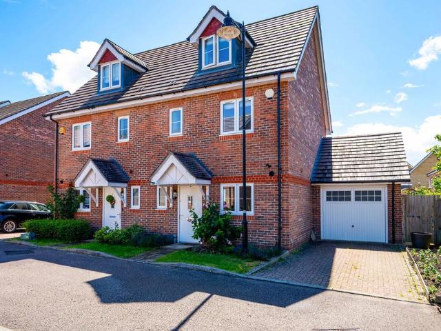 4 bedroom semi detached house for sale