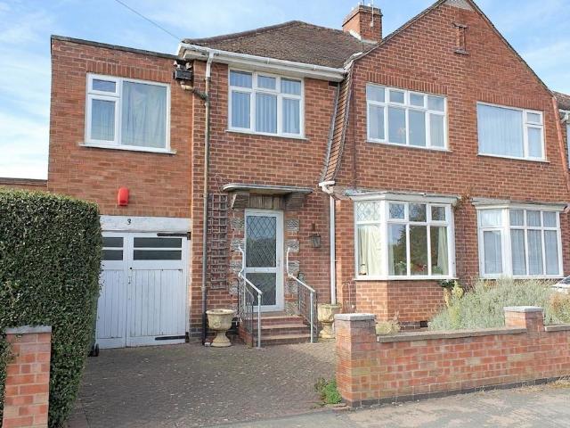 4 bedroom semi detached house for sale