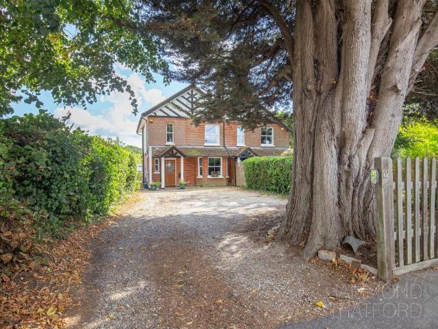 4 bedroom semi detached house for sale
