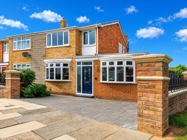4 bedroom semi detached house for sale