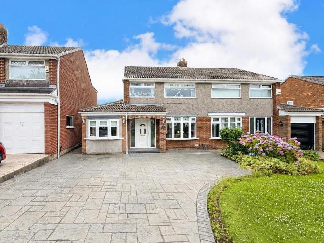 4 bedroom semi detached house for sale
