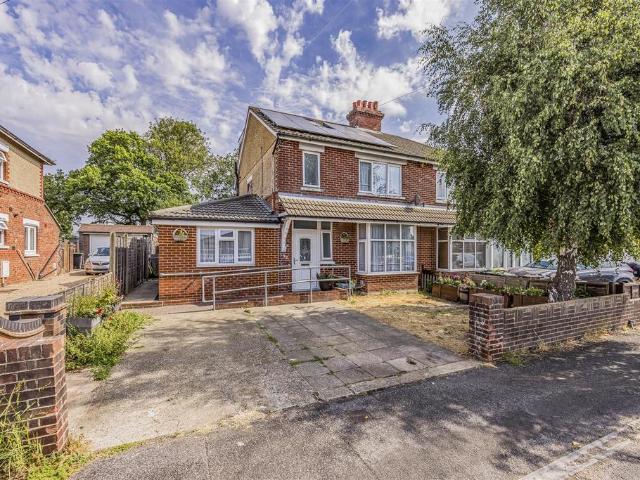 4 bedroom semi detached house for sale