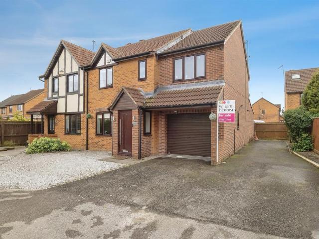 4 bedroom semi detached house for sale