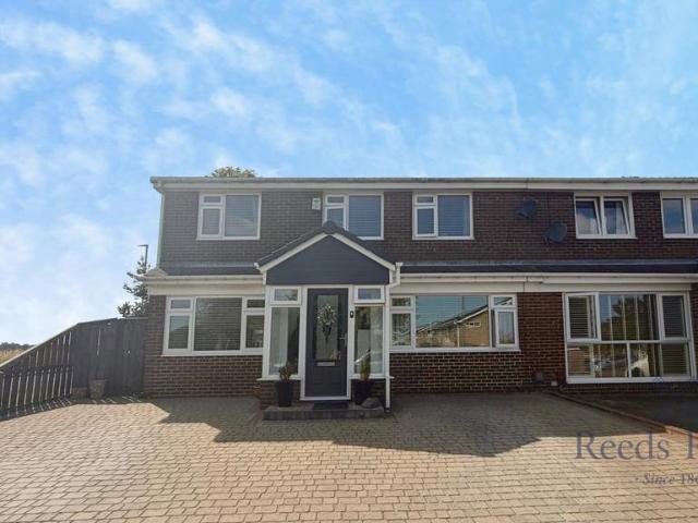 4 bedroom semi detached house for sale