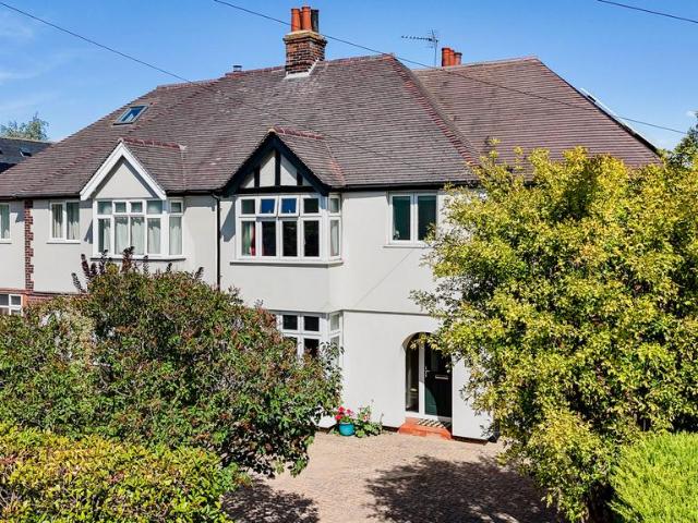 4 bedroom semi detached house for sale