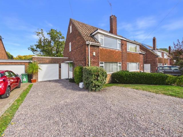 4 bedroom semi detached house for sale