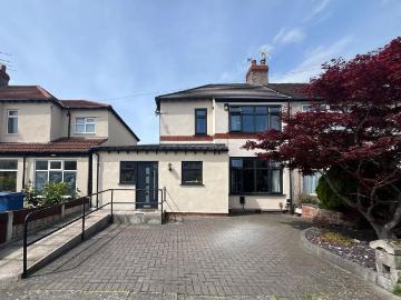 4 bedroom semi detached house for sale