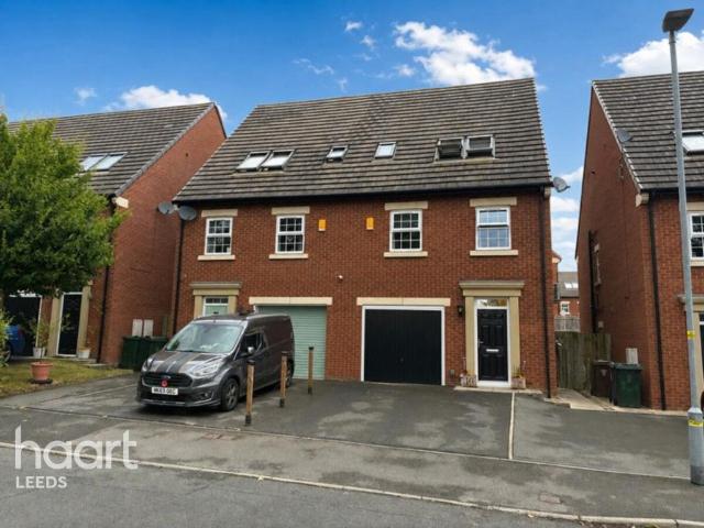 4 bedroom semi detached house for sale