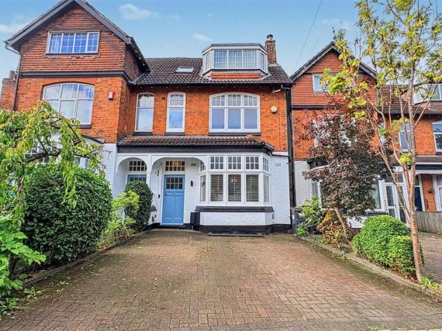 4 bedroom semi detached house for sale