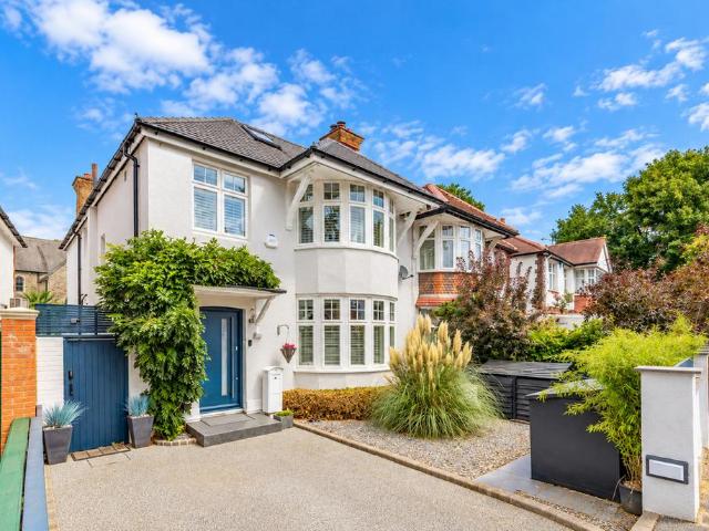 4 bedroom semi detached house for sale