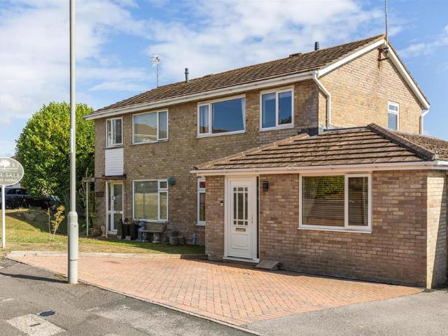4 bedroom semi detached house for sale
