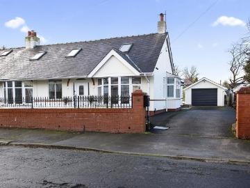 4 bedroom semi detached house for sale