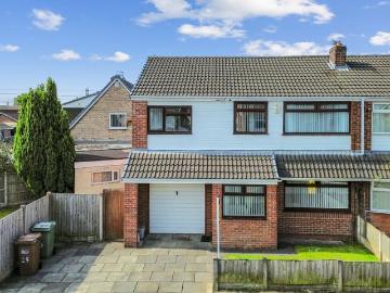 4 bedroom semi detached house for sale