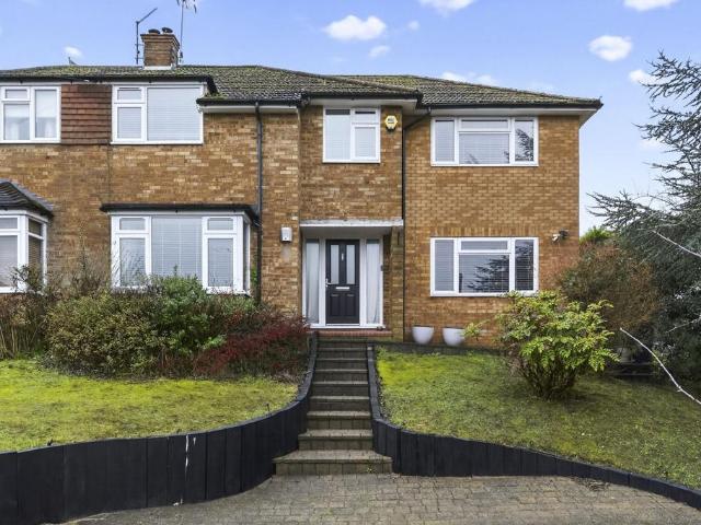 4 bedroom semi detached house for sale