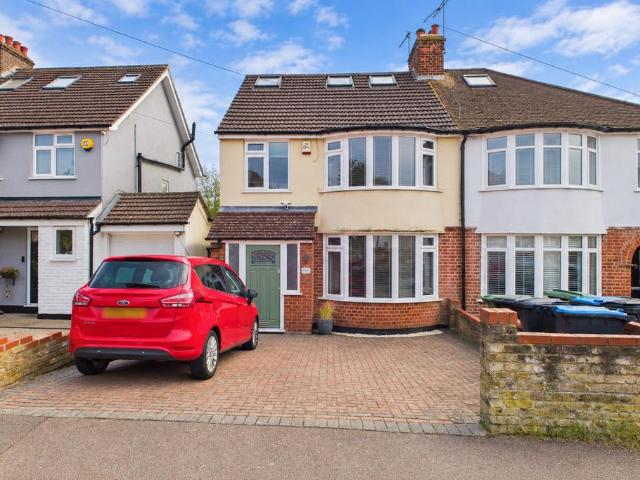 4 bedroom semi detached house for sale