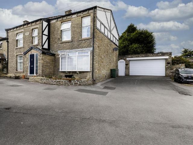 4 bedroom semi detached house for sale
