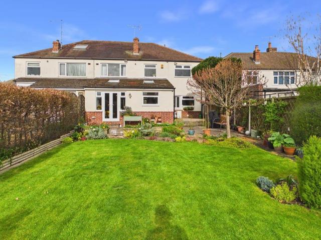 4 bedroom semi detached house for sale