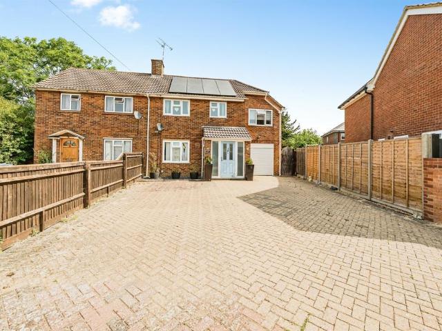 4 bedroom semi detached house for sale