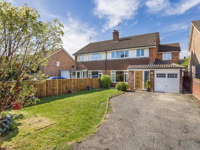 4 bedroom semi detached house for sale