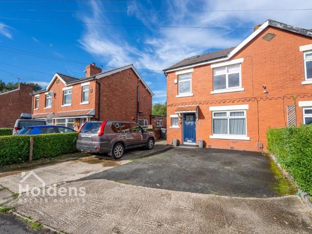 4 bedroom semi detached house for sale