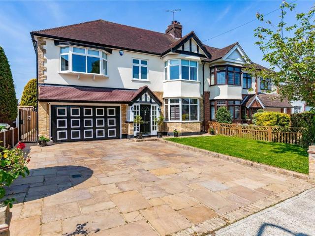 4 bedroom semi detached house for sale