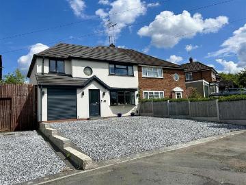 4 bedroom semi detached house for sale