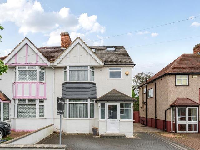 4 bedroom semi detached house for sale