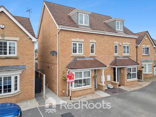 4 bedroom semi detached house for sale