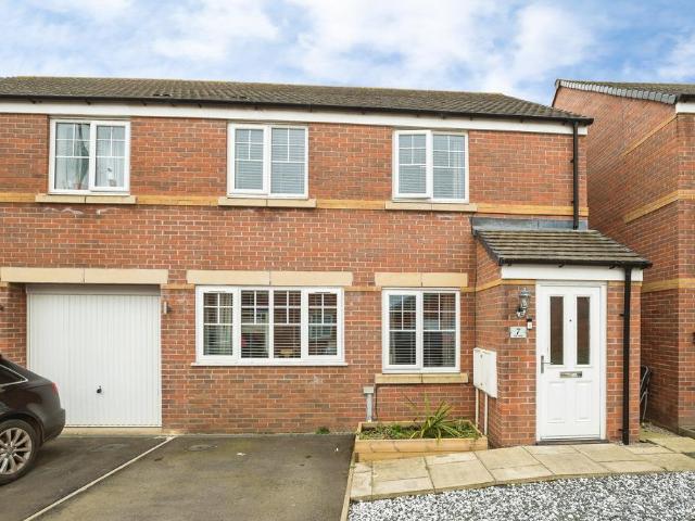 4 bedroom semi detached house for sale