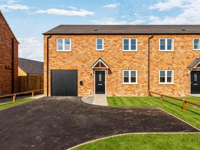 4 bedroom semi detached house for sale