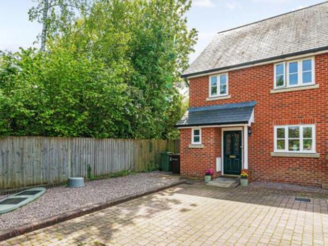 4 Bedroom Semi detached House For Sale In Winchester, Hampshire
