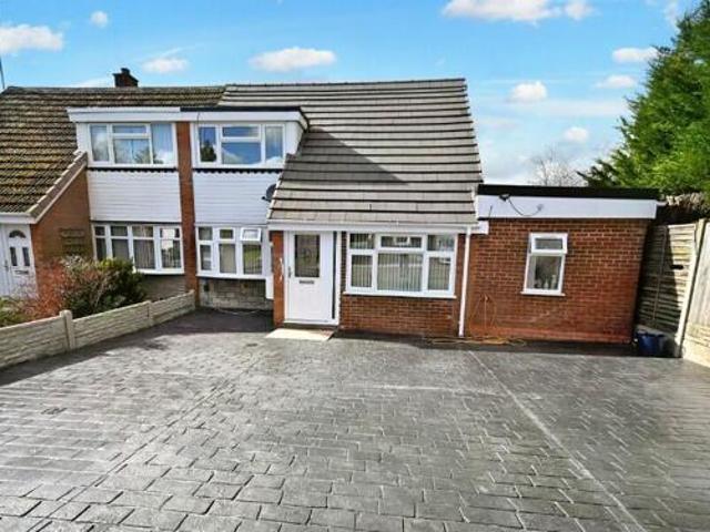4 Bedroom Semi detached House For Sale In Wolverhampton, West Midlands